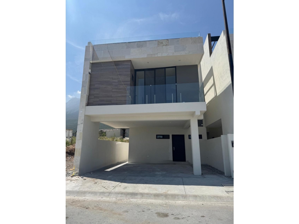 NBA CASA EN VENTA LA JOYA DE LA MONTAÑA DOMINIO CUMBRES NUEVO LEON