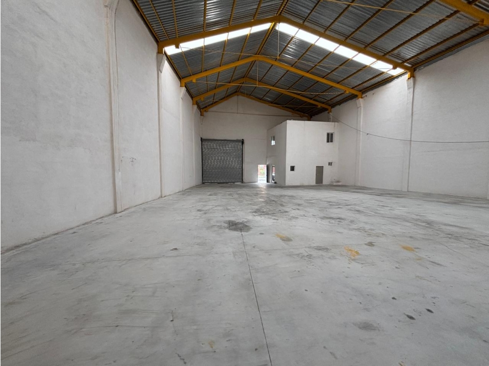 APV BODEGA EN RENTA EN ESCOBEDO - 1