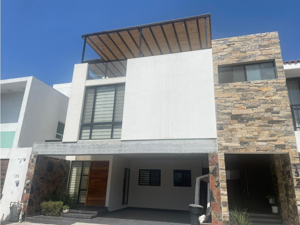 RMC CASA EN VENTA EN RINCONADA COLONIAL EN APODACA N L
