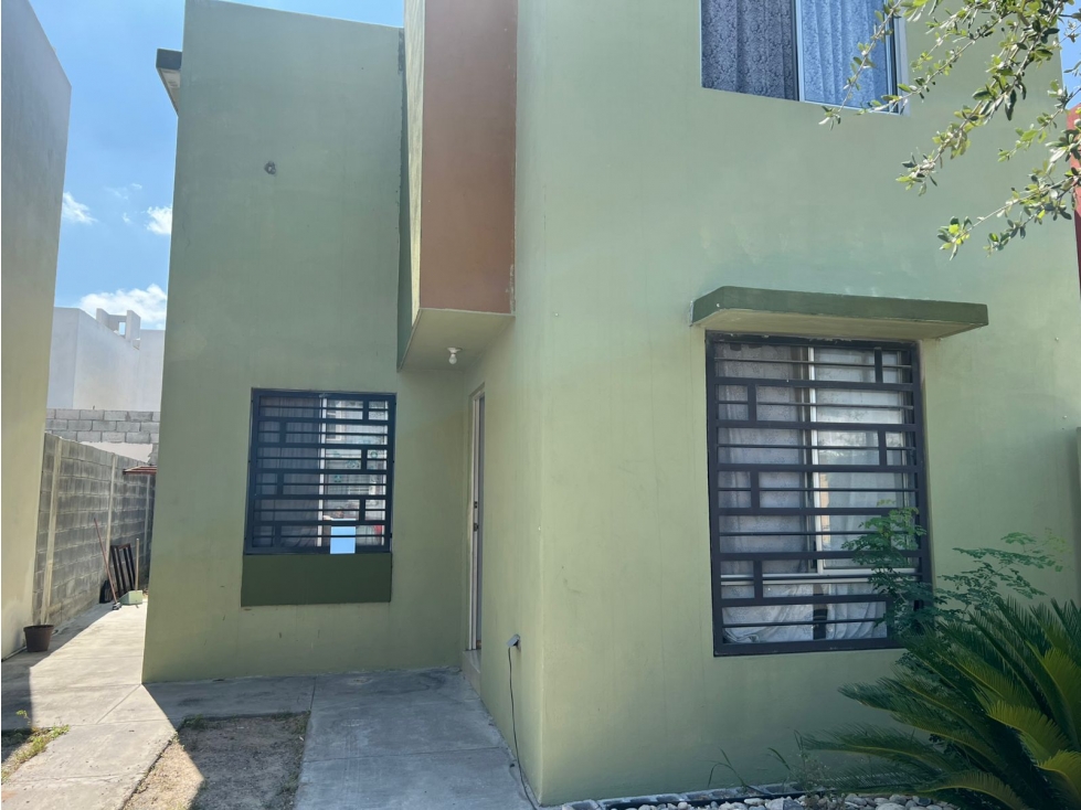 MMC CASA EN RENTA EN FATIMA RESIDENCIAL EN GUADALUPE - 1