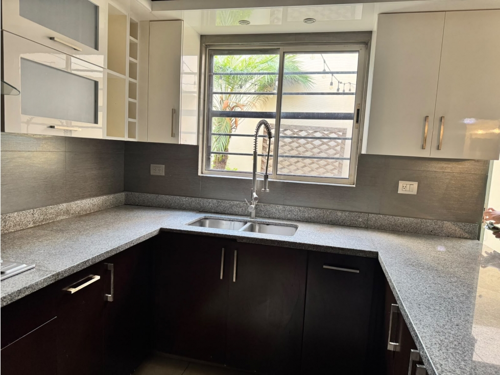 RMC CASA EN VENTA EN CUMBRES SAN AGUSTIN EN MONTERREY NUEVO LEON — foto 6