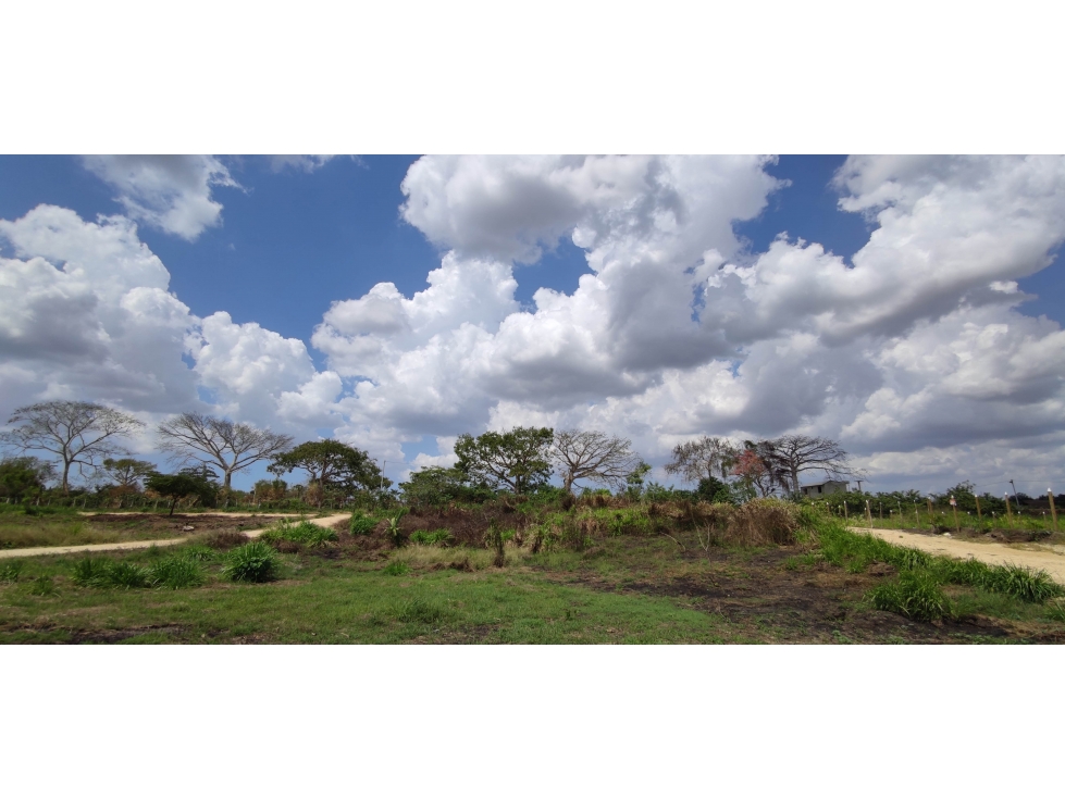 Lote Esquinero de 424M2 en Colinas de Cañaveral Turbaco - 1