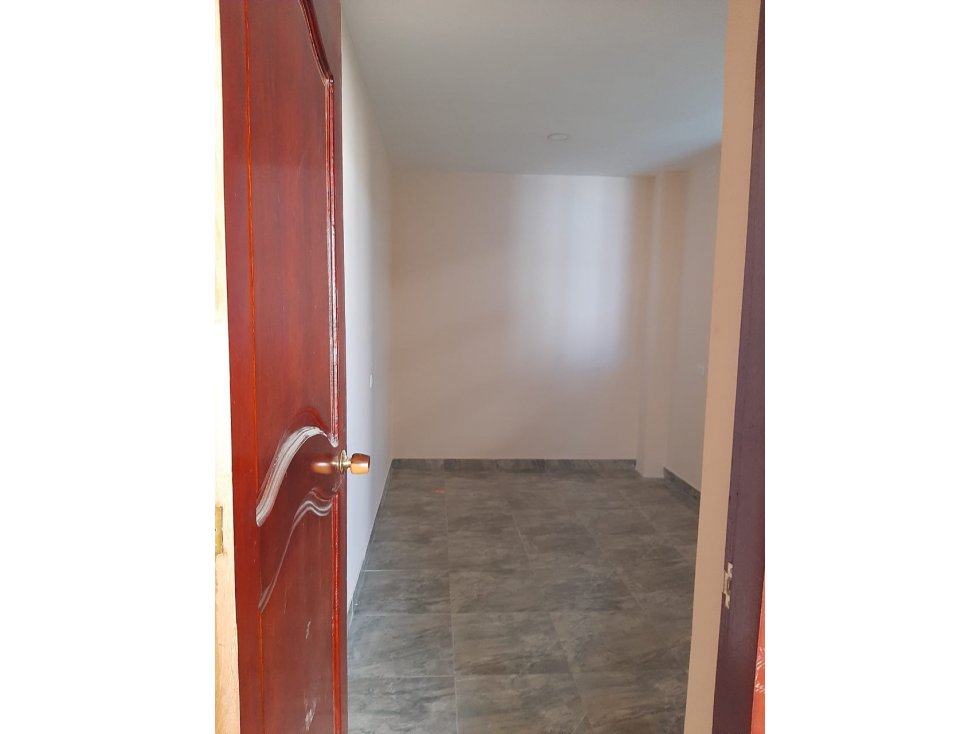 ARRIENDO BODEGA CERCA CARRETERA PPAL DE OLAYA - 3