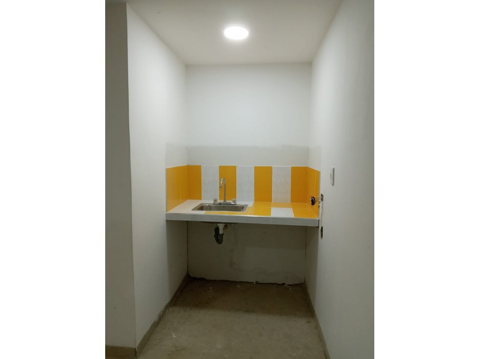 ARRIENDO BODEGA CERCA CARRETERA PPAL DE OLAYA - 2