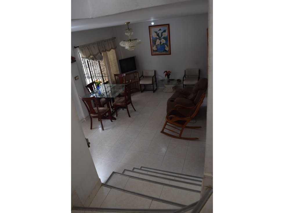 CASA ESQUINERA EN EL BARRIO EL NOGAL CARTAGENA — foto 4
