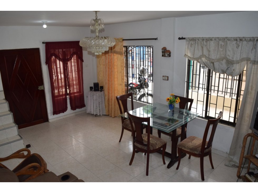CASA ESQUINERA EN EL BARRIO EL NOGAL CARTAGENA