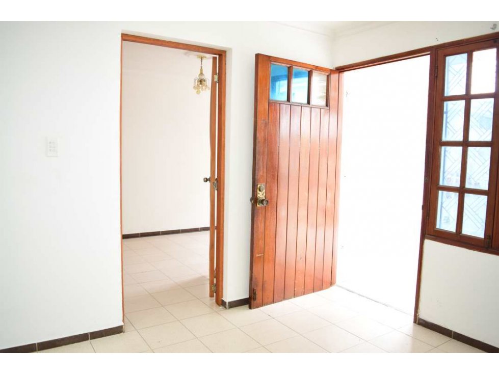 VENDO CASA 3 PISOS EN CIUDAD SEVILLA CARTAGENA — foto 4