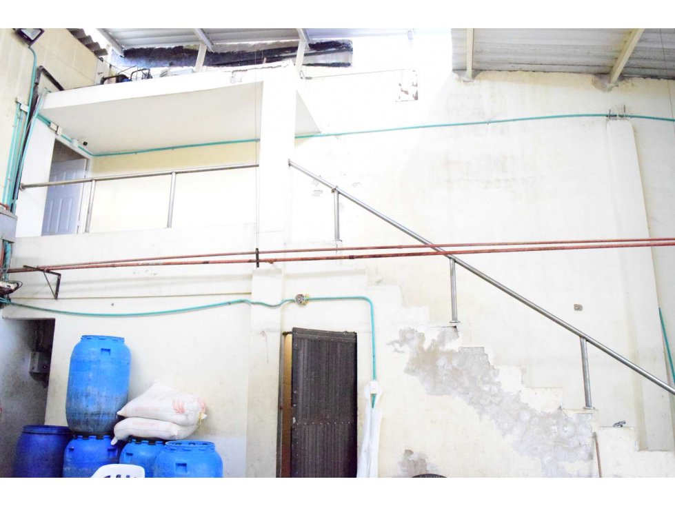 VENTA | BODEGA CERCA AVENIDA CIRCUNVALAR — foto 5