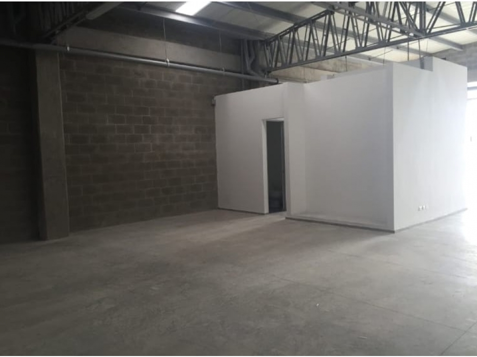 Bodega en venta en Zona sur del Área Metropolitana — foto 5
