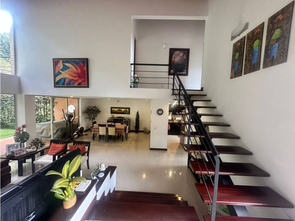 Casa en urbanización El Retiro 187m² 2 niveles — foto 4