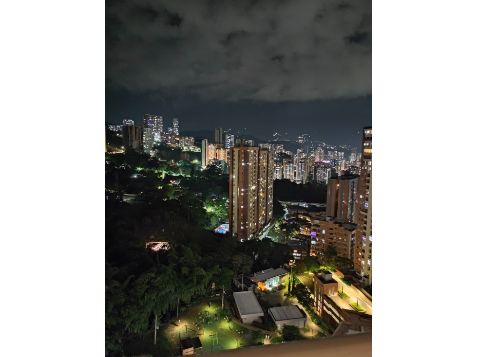 Apartamento en venta Sabaneta 83.95m²