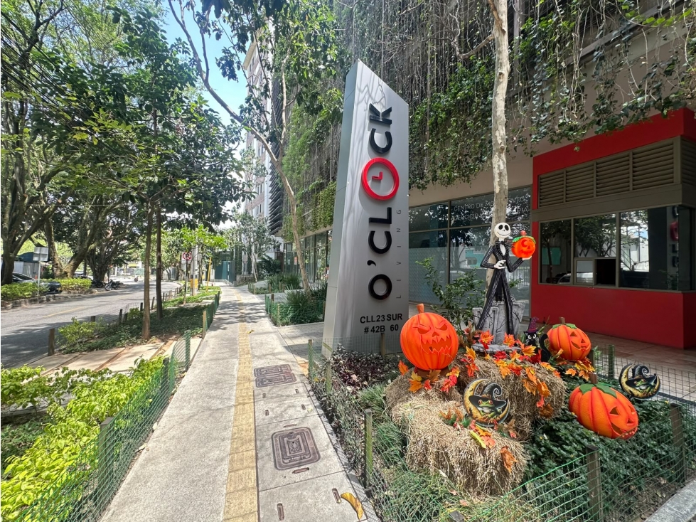 Local comercial en venta con renta vigente Zuñiga 207m²