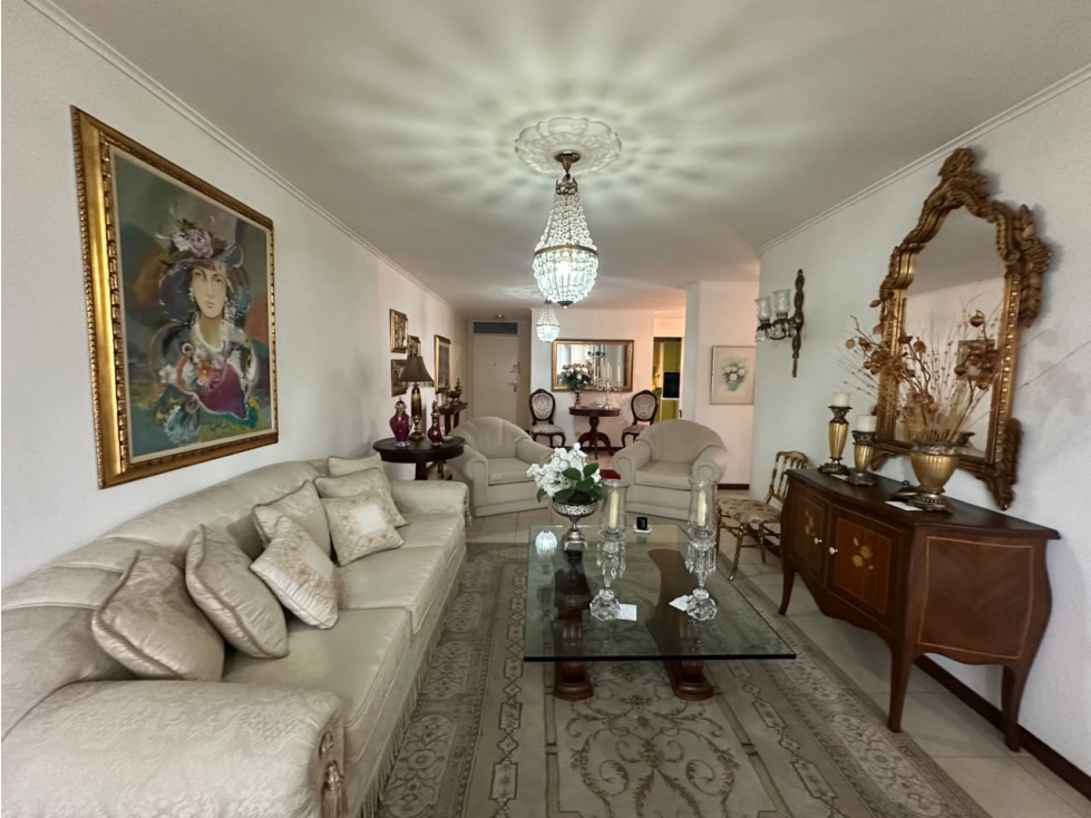 Venta Amplio apto de 144m² en Suramericana