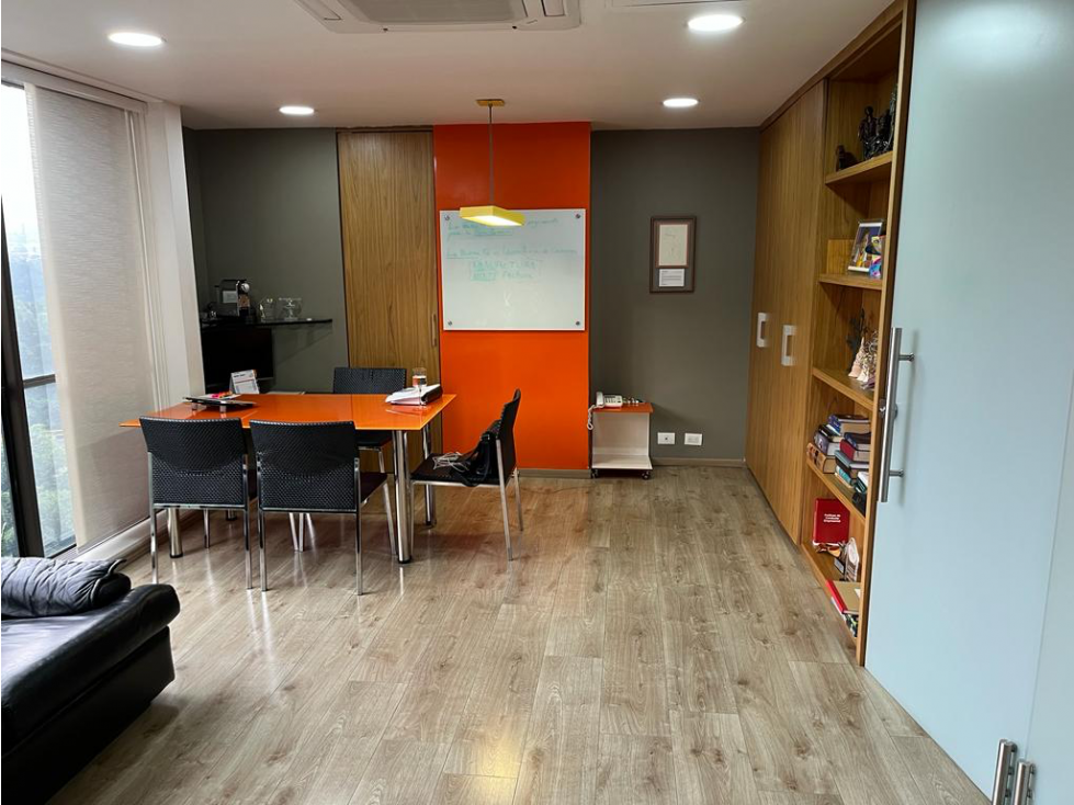 Venta Oficina Centro Profesional El Crucero La Aguacatala Exclusividad - 4