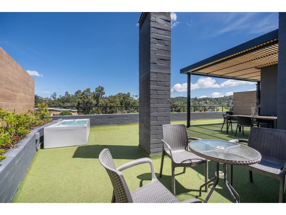 Suite a la venta 99.44m² + Terraza 77.36 m² Alto de las Palmas — foto 2