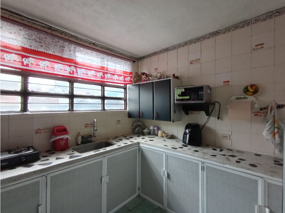 SE VENDE CASA EN EL CENTRO DE ARMENIA — foto 4