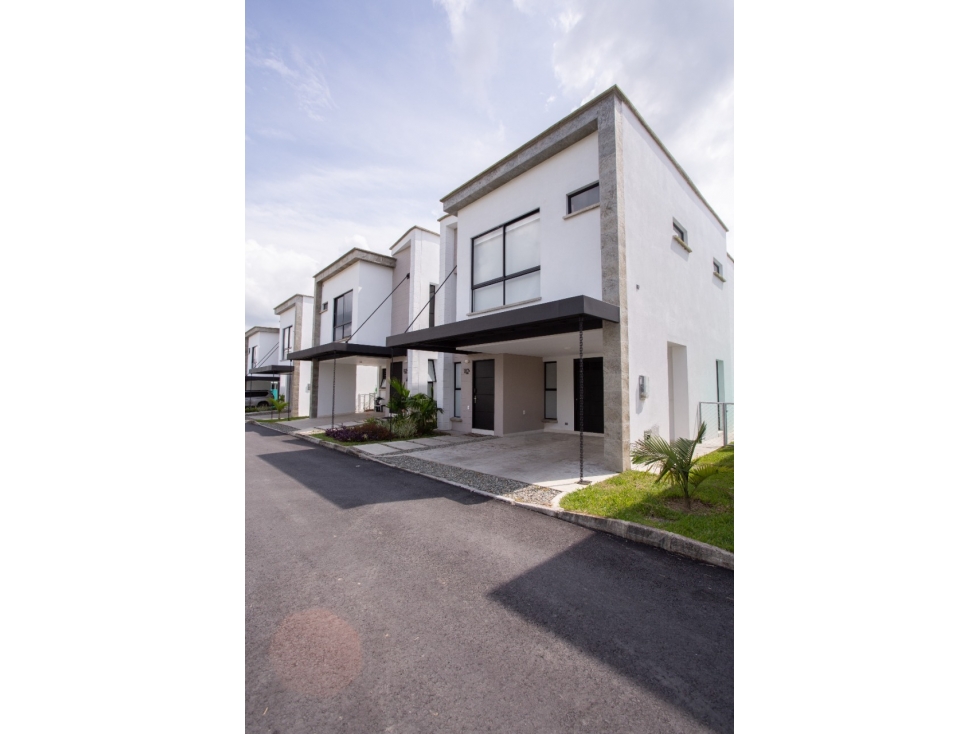 SE VENDE CASA EN CONJUNTO CERRADO VIA AEROPUERTO — foto 3