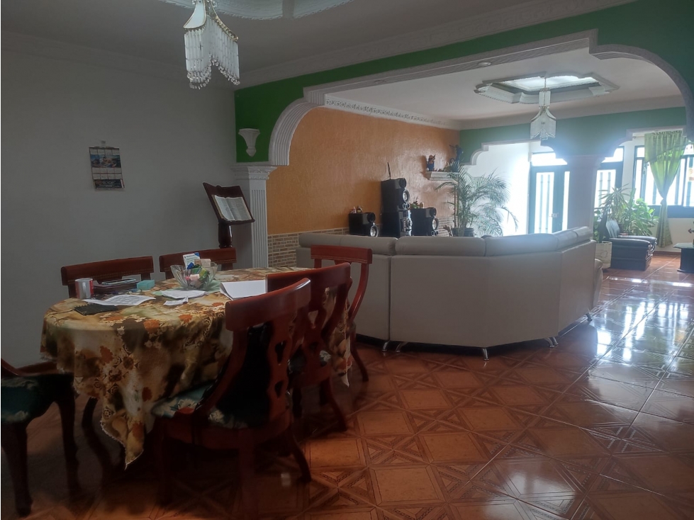 SE VENDE CASA EN EL CENTRO DE ARMENIA — foto 2