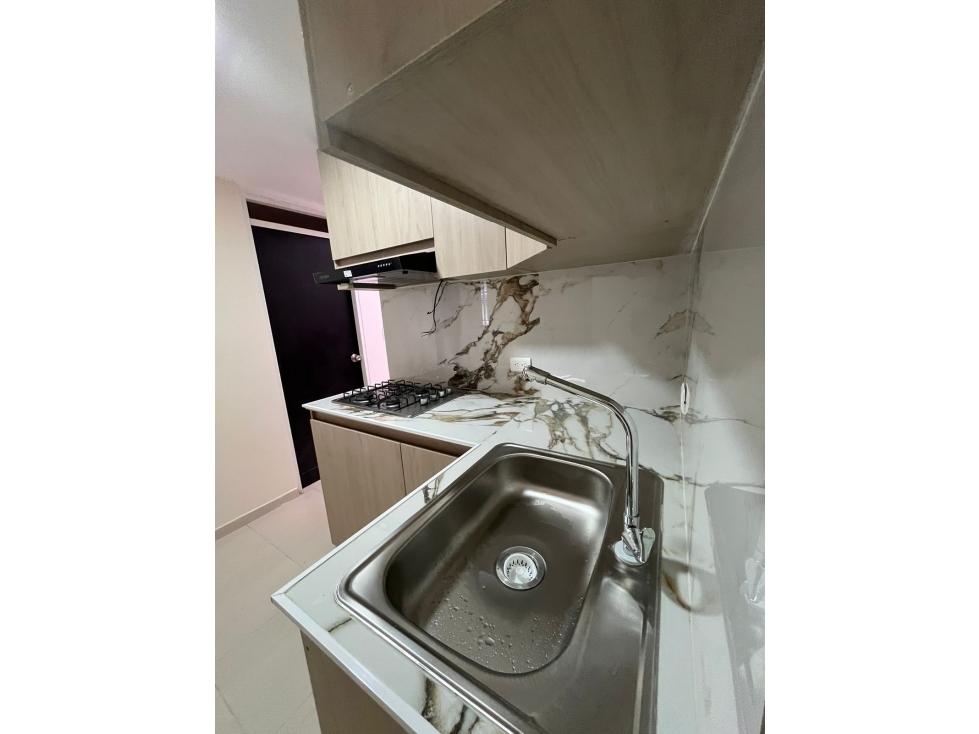 SE VENDE CASA EN EL SUR DE ARMENIA