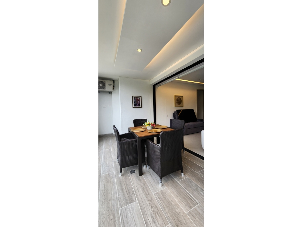 SE VENDE APARTAESTUDIO DE LUJO EN EL CAIMO — foto 3