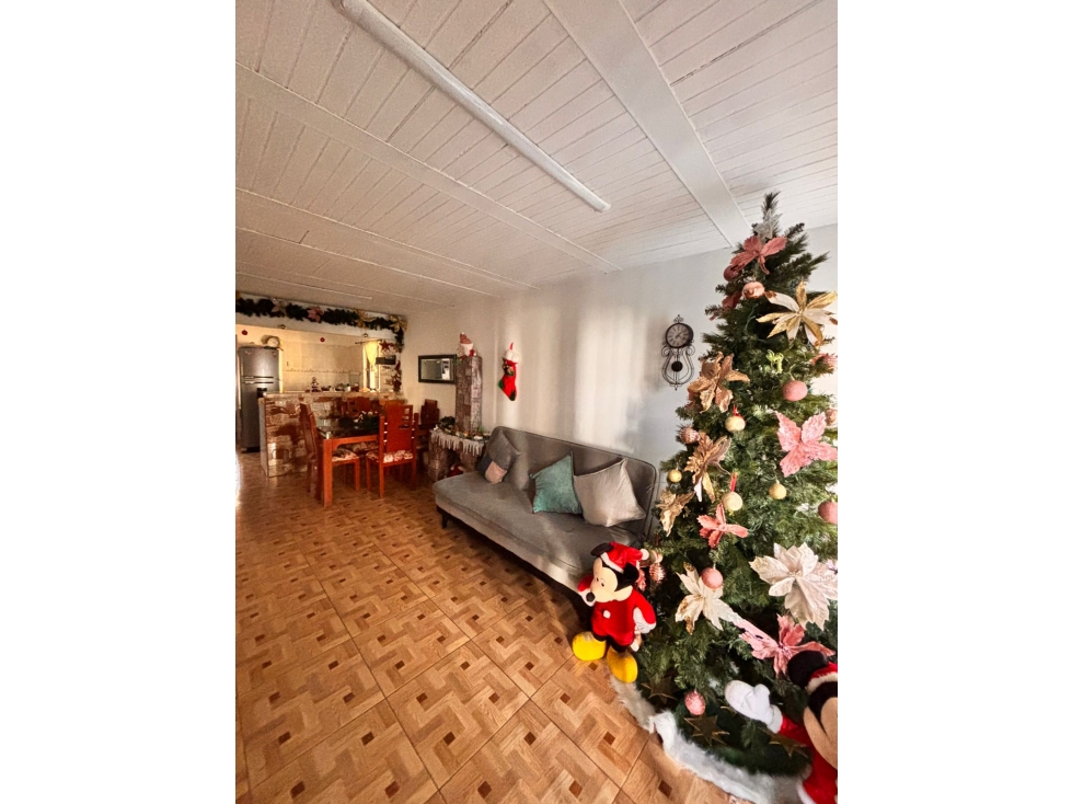 SE VENDE CASA BIFAMILIAR EN EL SUR DE ARMENIA