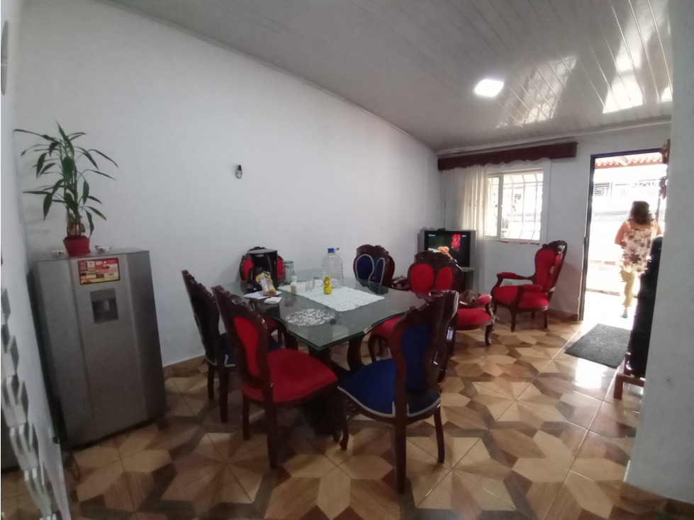 SE VENDE CASA BIFAMILIAR EN ARMENIA