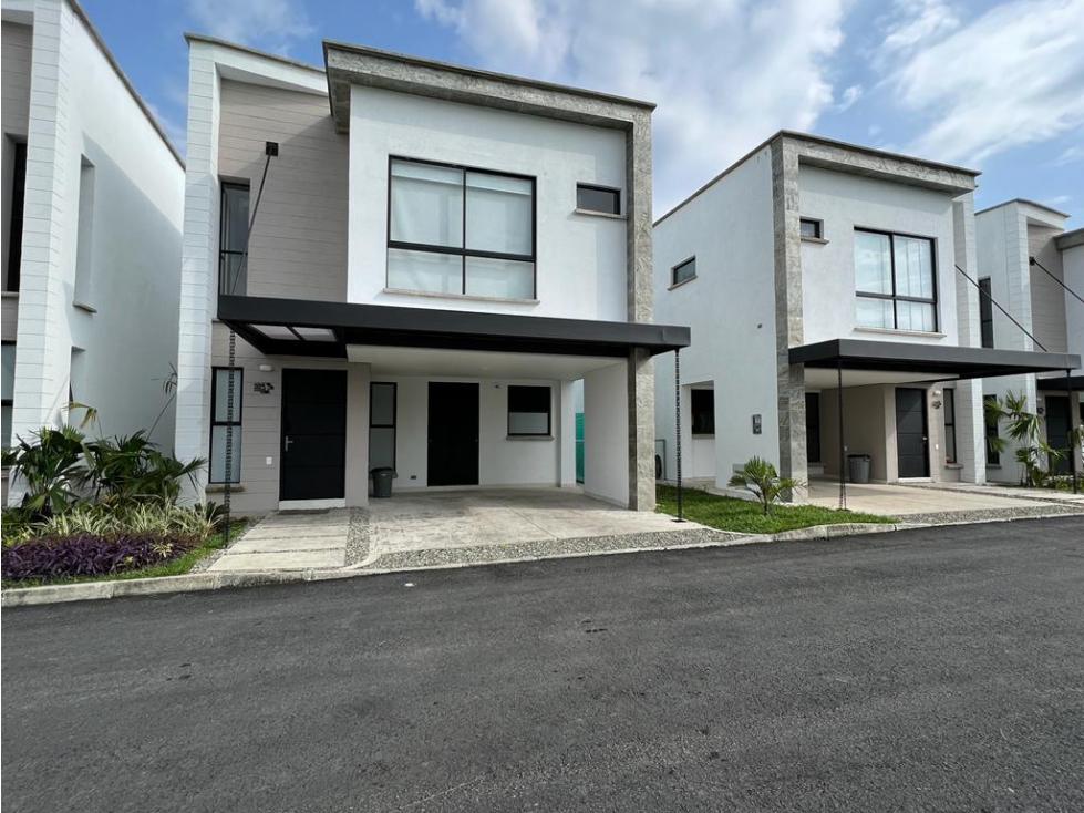 SE VENDE CASA EN CONJUNTO CERRADO VIA AEROPUERTO — foto 2