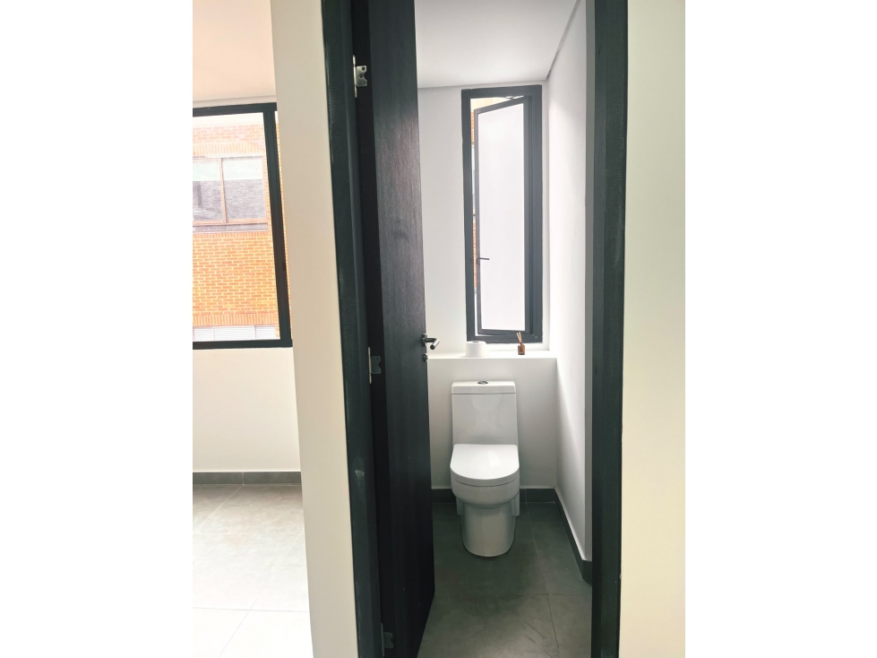 OFICINA - CONSULTORIO EN ARRIENDO - 5
