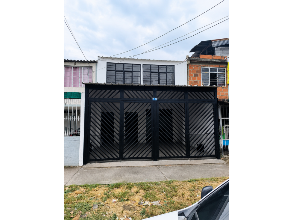 VENDO CASA BIFAMILIAR EN BARRIO LA RIVERA | 99.75 M²