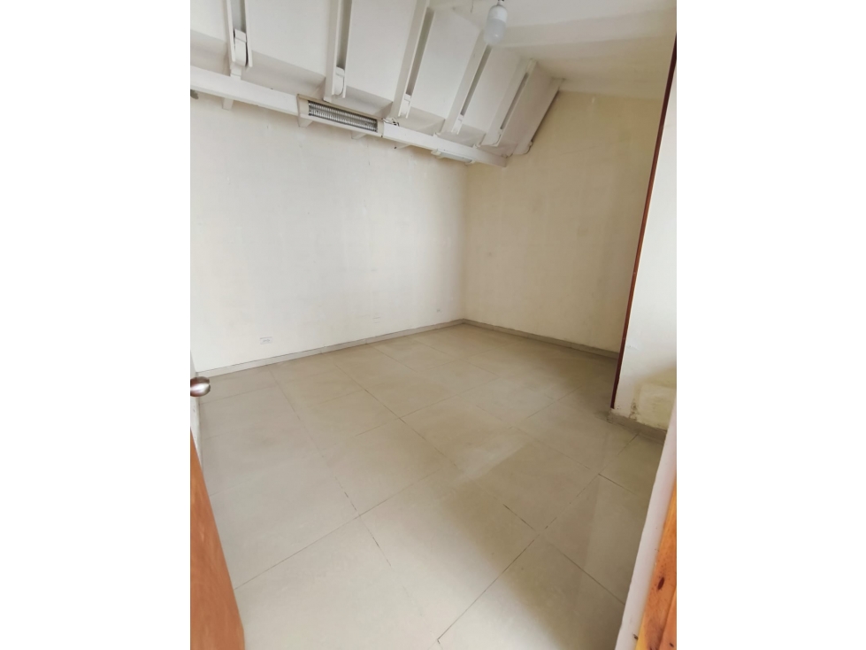 VENDO CASA EN MIRAFLORES | 240 M² | IDEAL VIVIENDA O NEGOCIO TURÍSTICO — foto 4