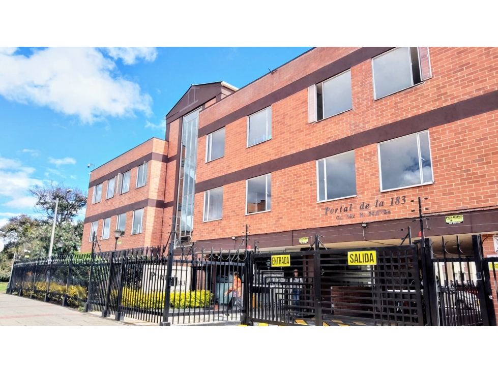Vendo apartamento en conjunto portal 183