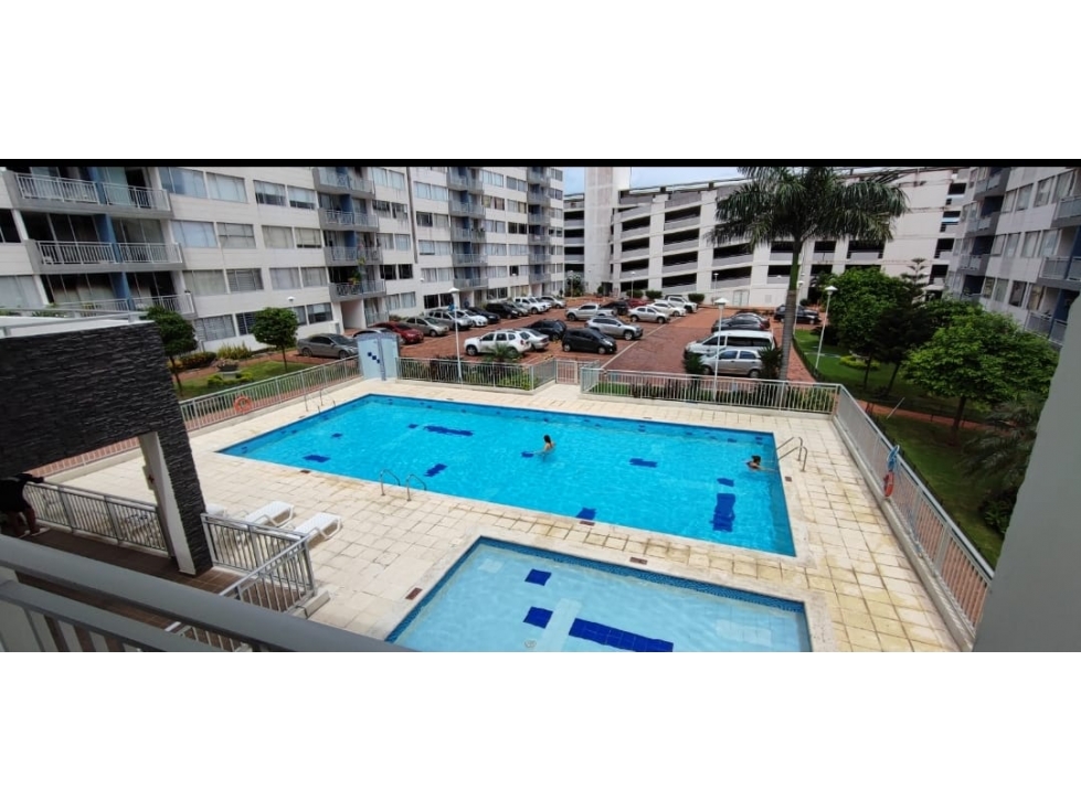 VENDO APTO VILLA CAROLINA MIRADOR PARQUE PRIMER PISO + PATIO — foto 3
