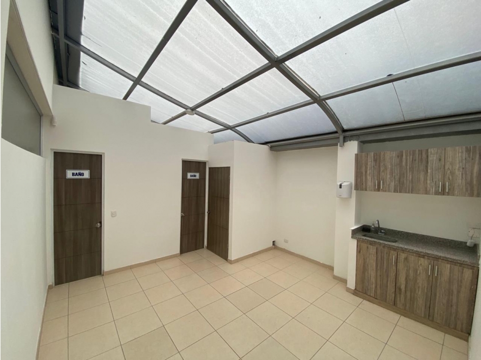 LOCAL ARRIENDO SANTA BARBARA — foto 2
