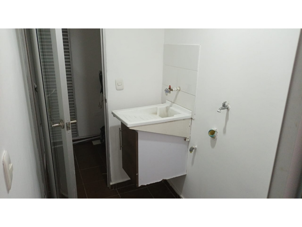VENDO APARTAMENTO BQUILLA 100 MTS DUPLEX 3 HABT PARQUE PARAISO — foto 4