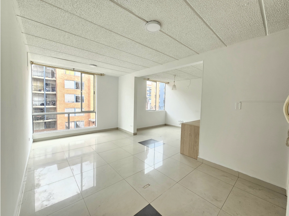 SE VENDE APARTAMENTO EN GRAN GRANADA - ENGATIVA - 3