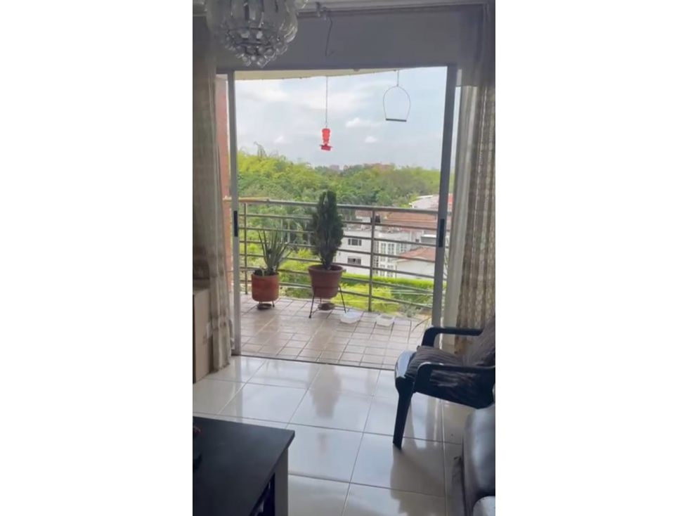 VENDO APARTAMENTO EN QUINTAS DE DON SIMÓN | 84 M²