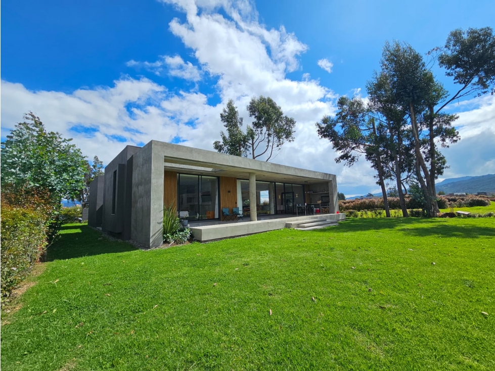 CASA EN VENTA EN SAN JACINTO CHIA