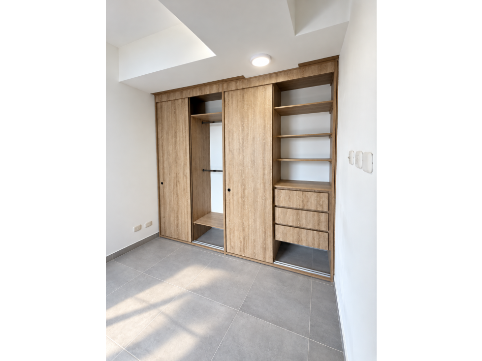 SE ARRIENDA APARTAMENTO EN URBANA 30 RICAURTE - LOS MARTIRES — foto 5