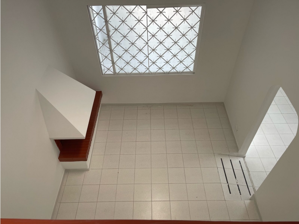 CASA COMERCIAL EN VENTA EN MARSELLA KENNEDY
