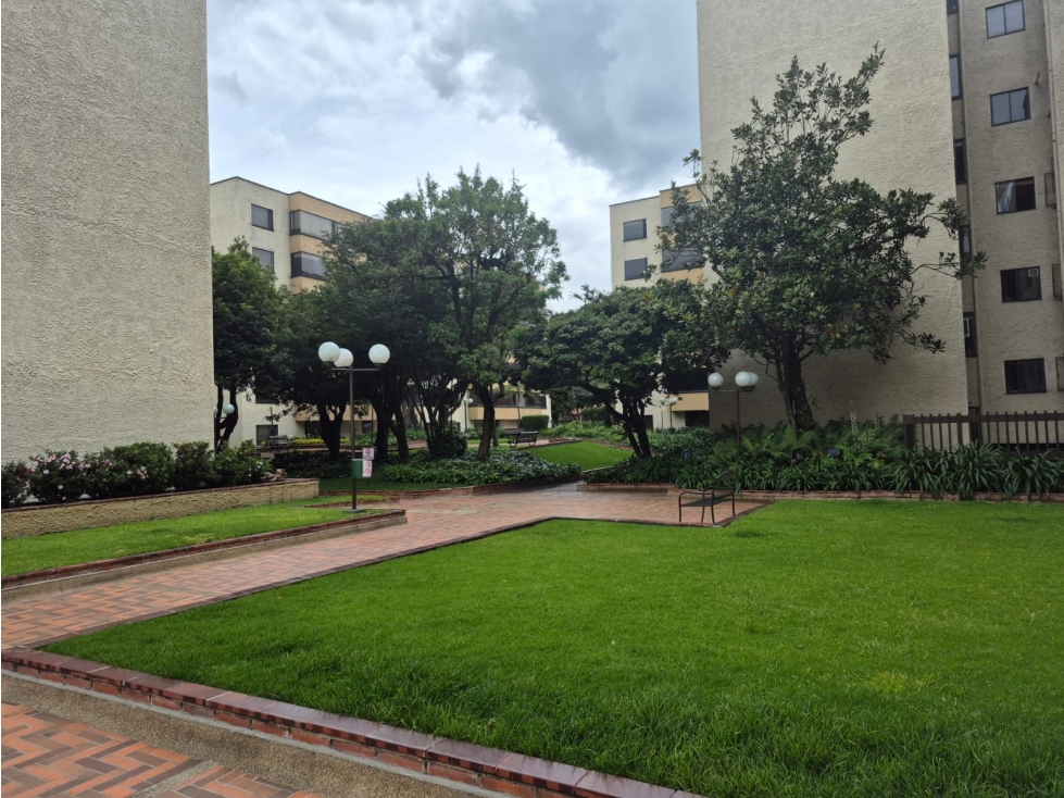 APTO EN VENTA EN MULTICENTRO