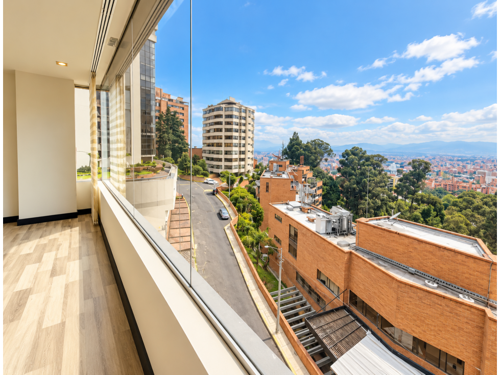 SE VENDE APARTAMENTO EN EL REFUGIO, CHAPINERO, BOGOTA