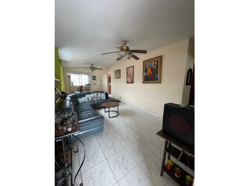 Se vende hermosa casa en Residencial San Remo - 2