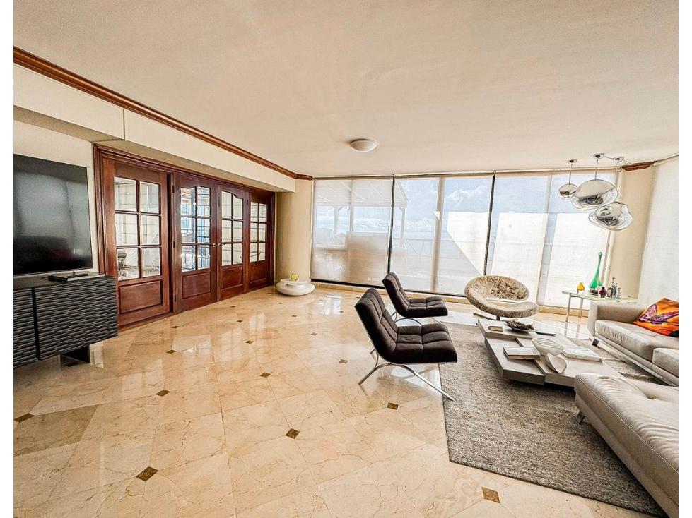 Se vende apartamento en Av Balboa, con vista al mar — foto 2