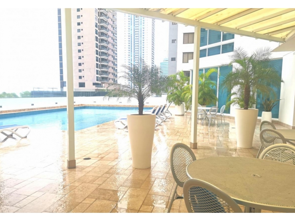 Costa del Este, se vende hermoso apartamento