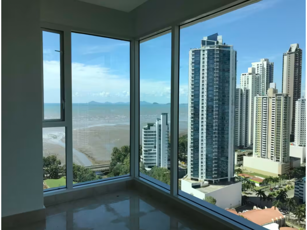 Se vende lindo apartamento en Costa del Este