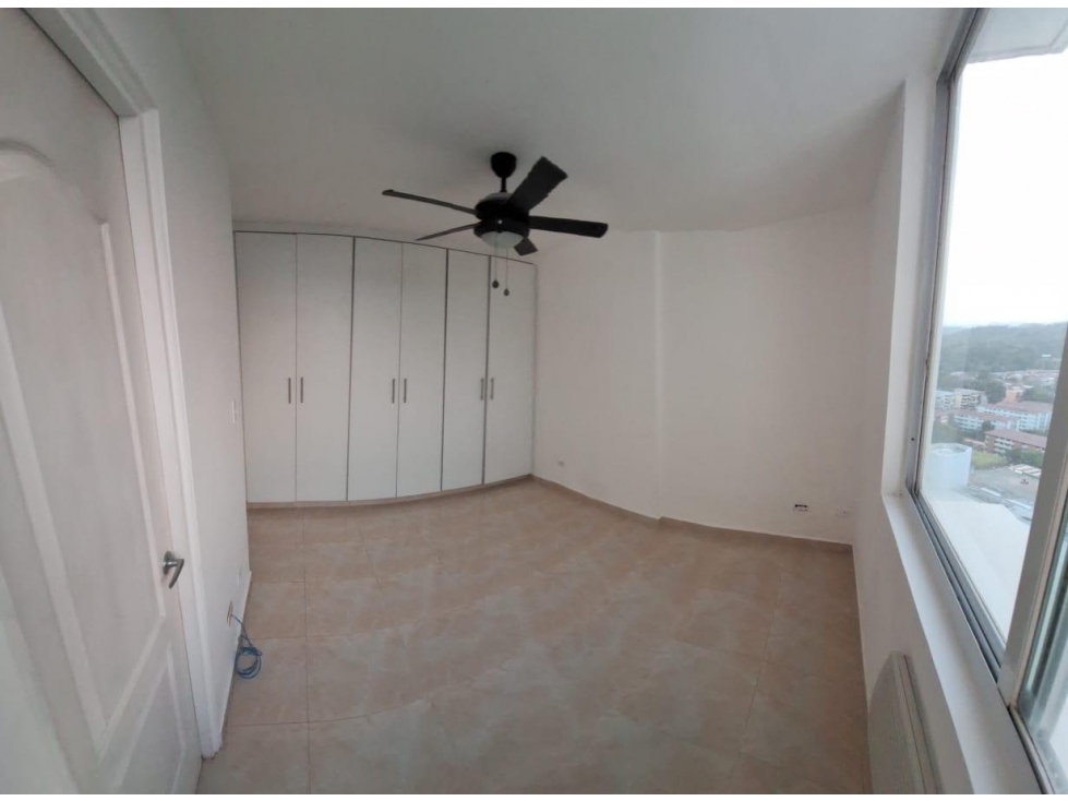 se vende apartamento en Plaza Edison — foto 3