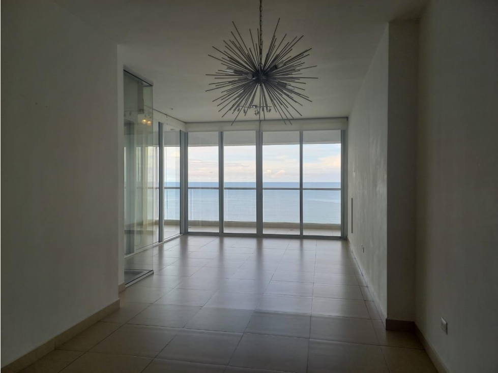 Se alquila apartamento en Avenida Balboa — foto 2
