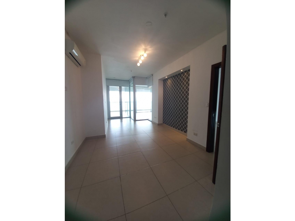Se alquila apartamento en Avenida Balboa — foto 4