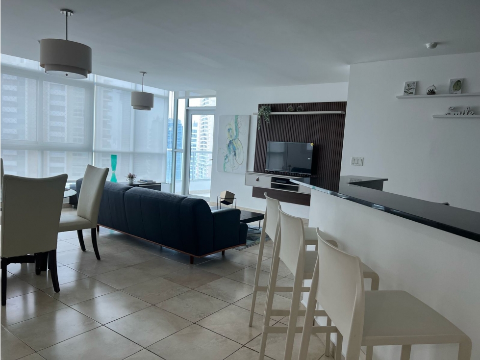 Costa del Este se alquila apartamento amoblado