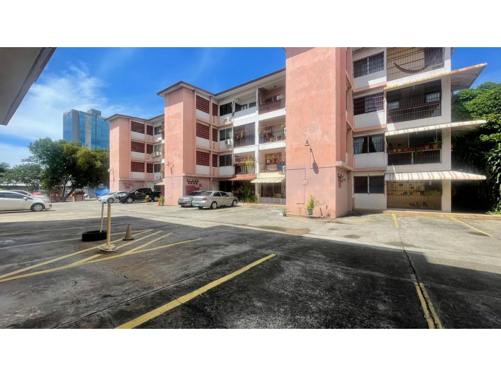 Obarrio, se vende apartamento económico.